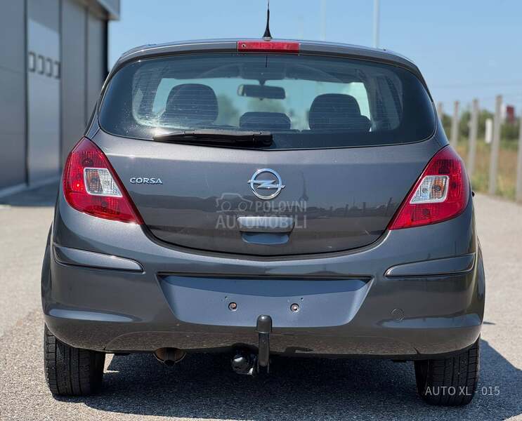 Opel Corsa D 1.2 B // N.O.V