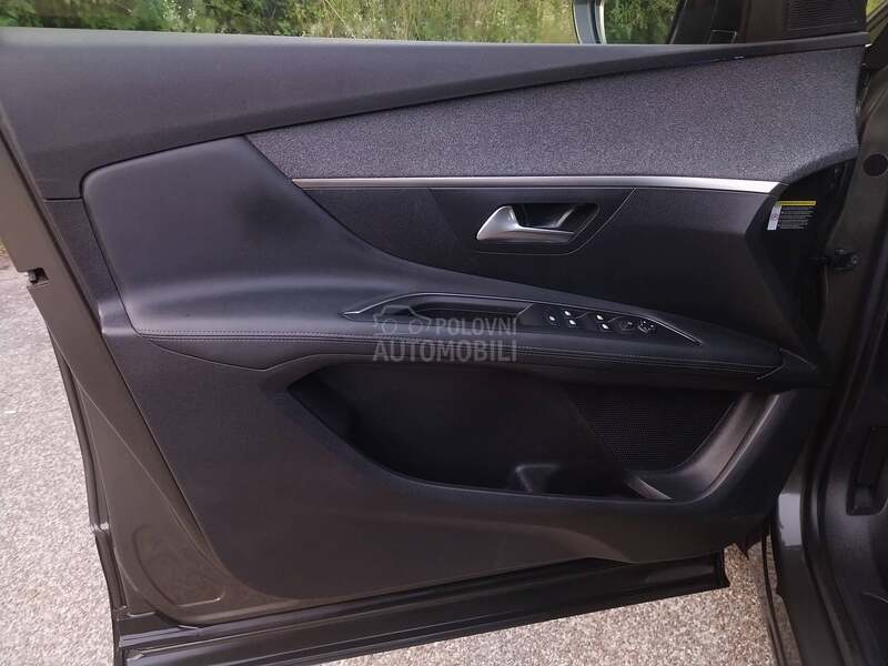 Peugeot 3008 ALLURE