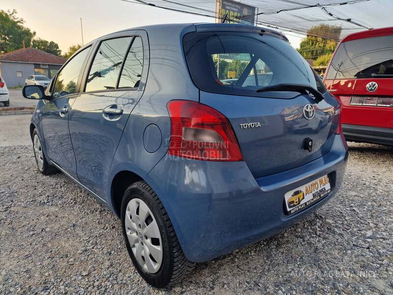 Toyota Yaris A.U.T.O.M.A.T.I.K.