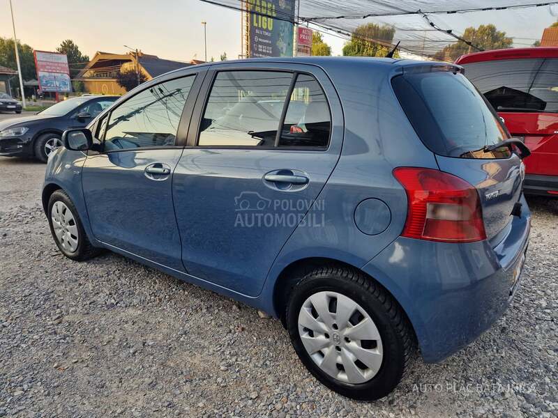 Toyota Yaris A.U.T.O.M.A.T.I.K.