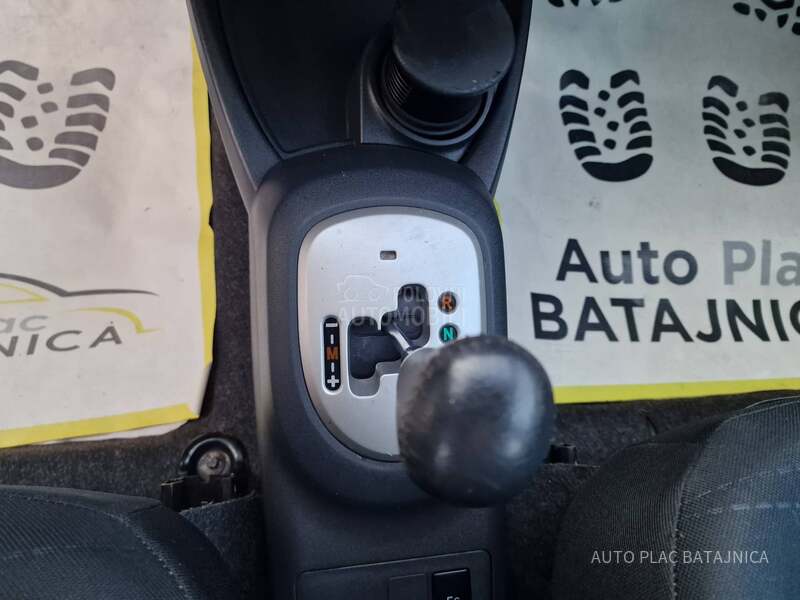 Toyota Yaris A.U.T.O.M.A.T.I.K.
