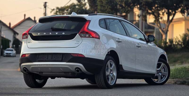 Volvo V40 2.0 Cross, 4WD,T4,CH