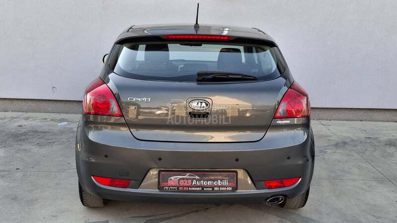 Kia cee`d 1.4 LX Fresh