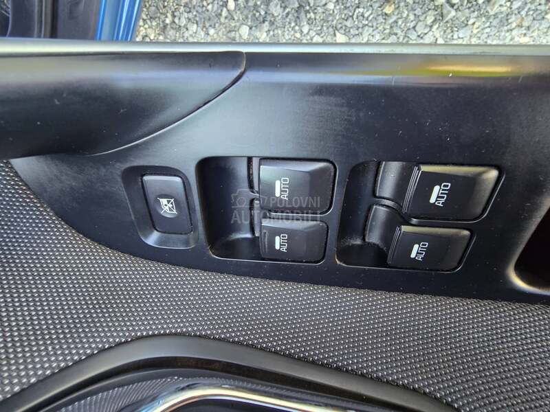 Kia cee`d 1.6 GDi CH