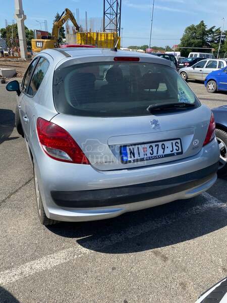 Peugeot 207 