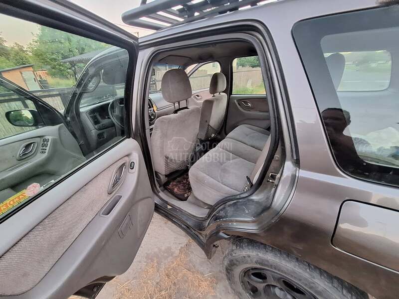 Mazda Tribute 2.0 4wd