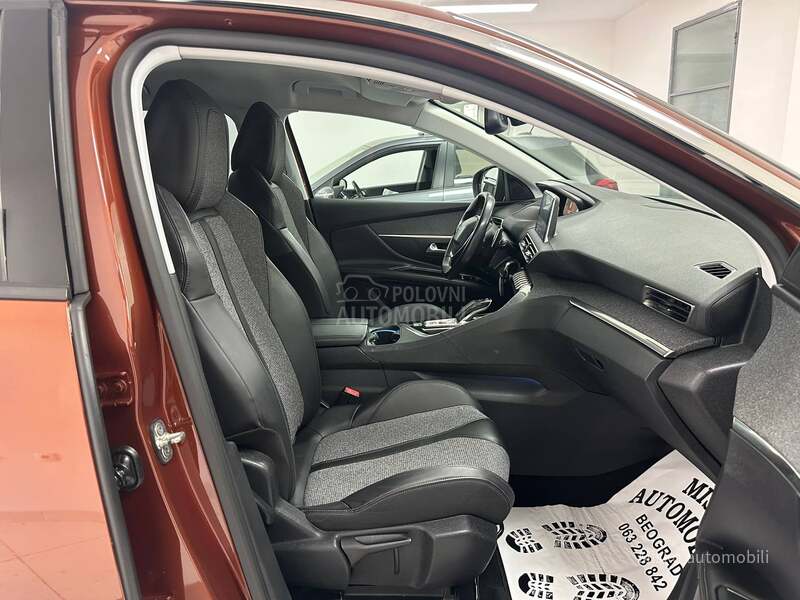 Peugeot 3008 1.6 HDI Allure Led