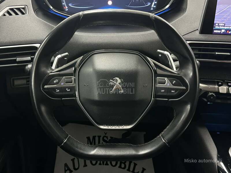 Peugeot 3008 1.6 HDI Allure Led