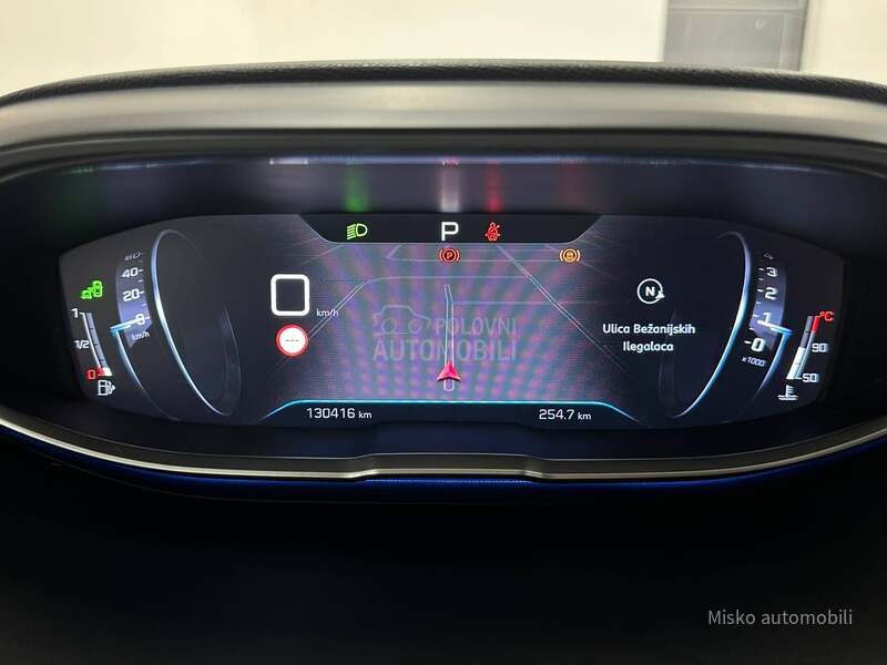 Peugeot 3008 1.6 HDI Allure Led