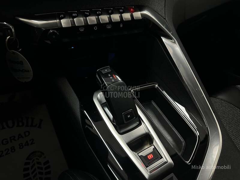 Peugeot 3008 1.6 HDI Allure Led