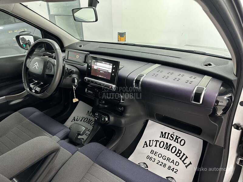 Citroen C4 Cactus 1.6 HDI Led Kam Aut