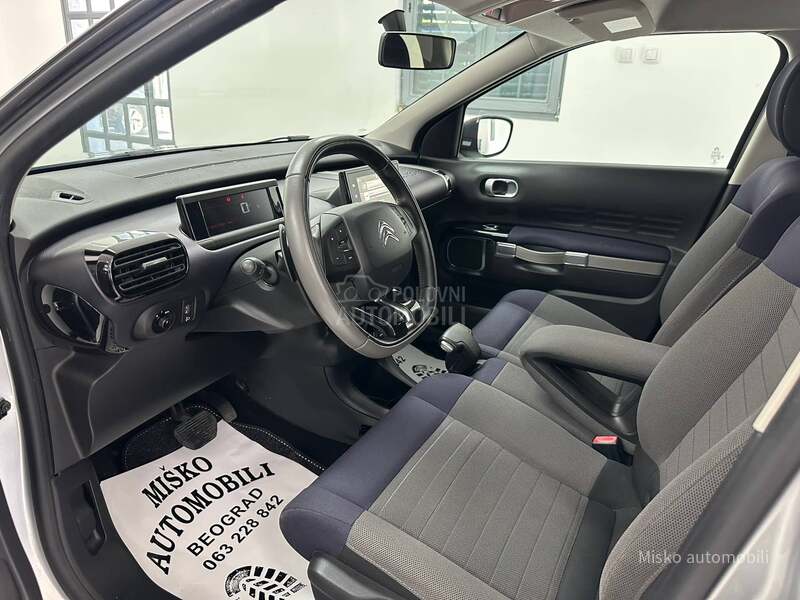 Citroen C4 Cactus 1.6 HDI Led Kam Aut