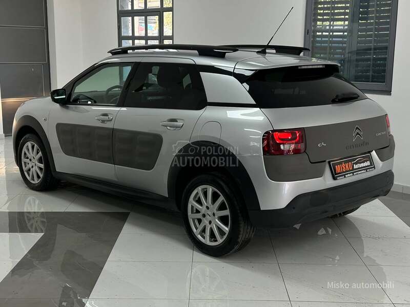 Citroen C4 Cactus 1.6 HDI Led Kam Aut