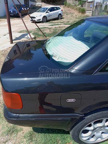 Audi 100 2.0E