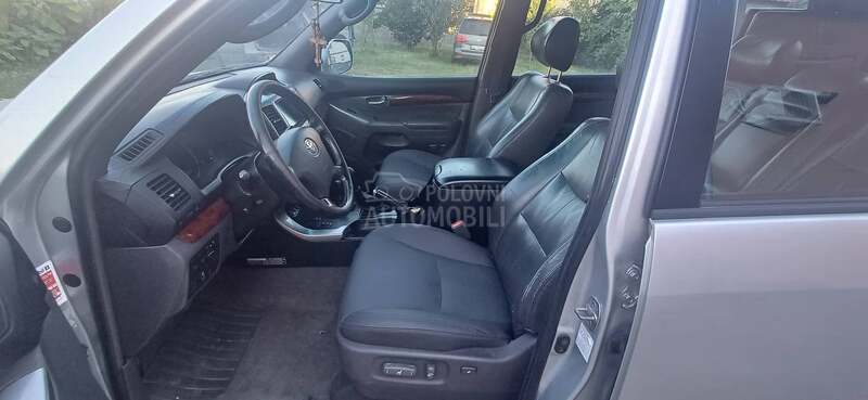 Toyota Land Cruiser 3.0.. d4d