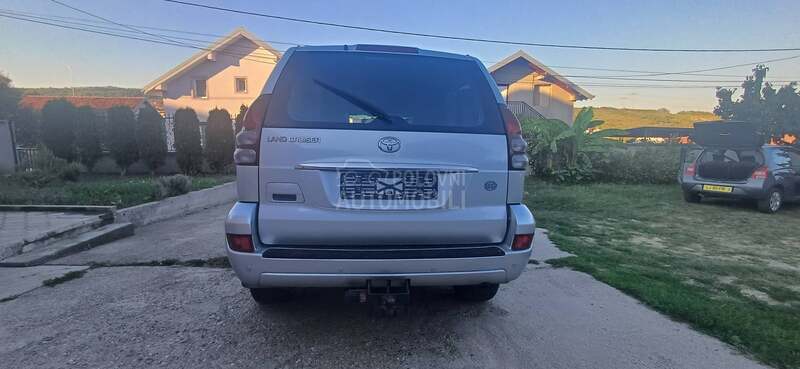 Toyota Land Cruiser 3.0.. d4d