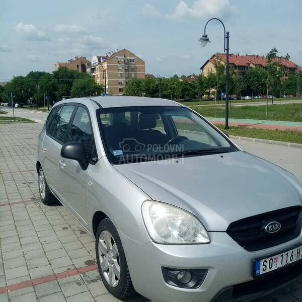 Kia Carens 2.0