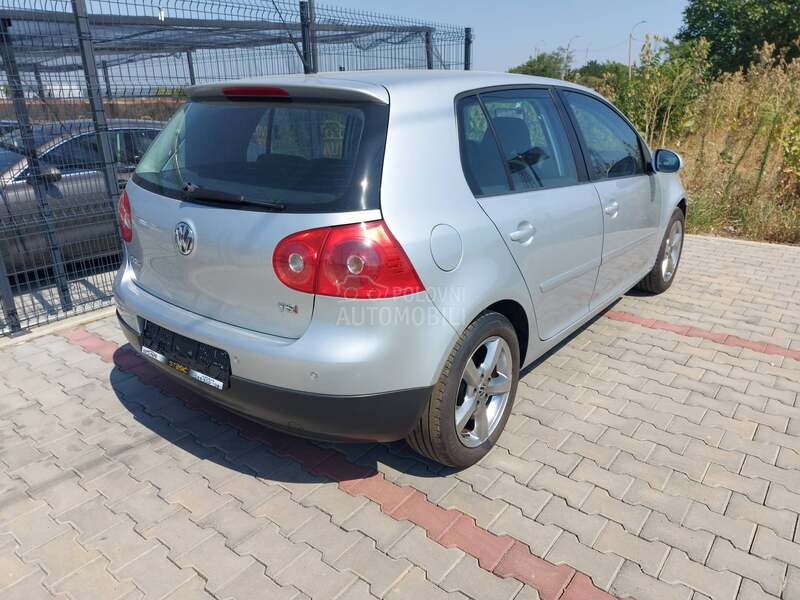 Volkswagen Golf 5 TSI