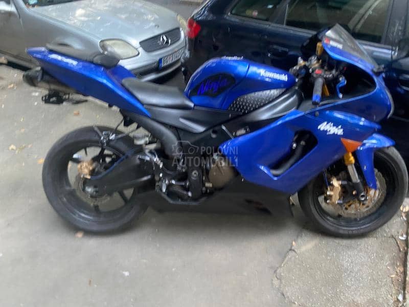 Kawasaki zx6r