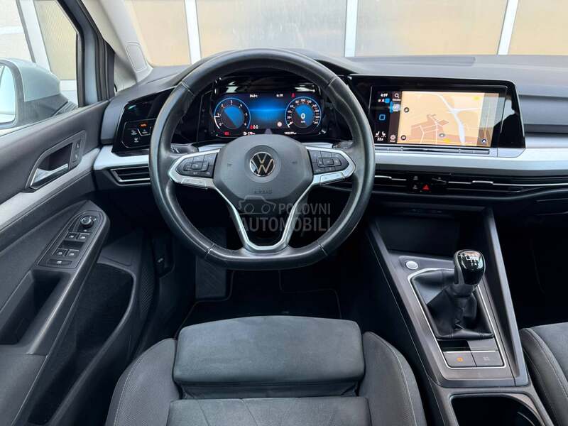 Volkswagen Golf 8 2.0 TDI // LED //
