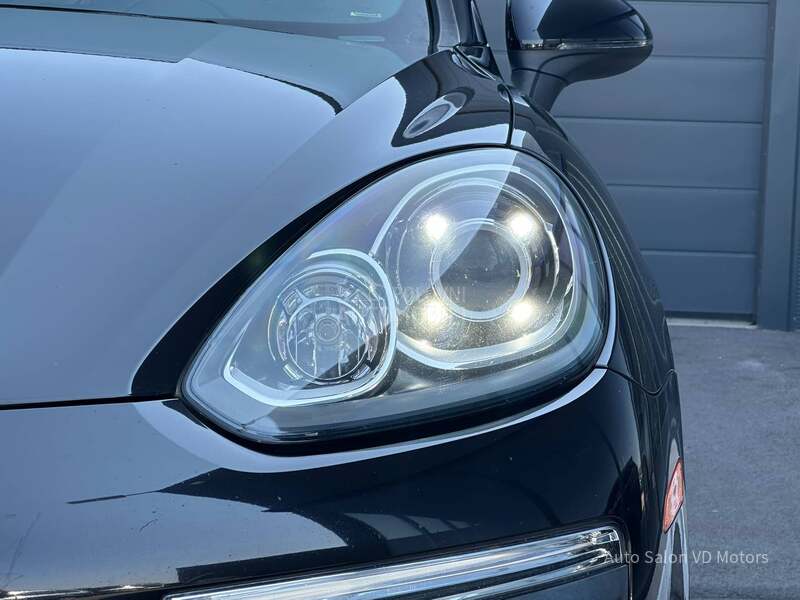 Porsche Cayenne 3.0 Tdi