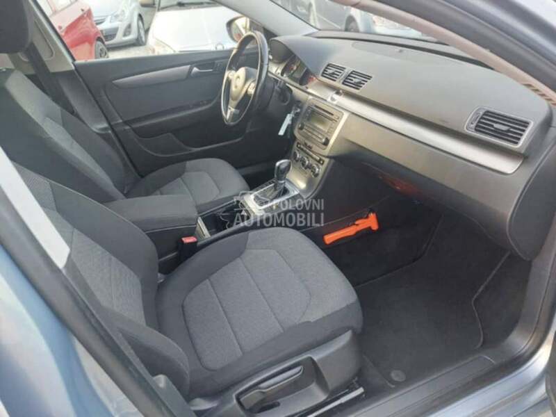 Volkswagen Passat B7 1.6 TDI HIGHLINE