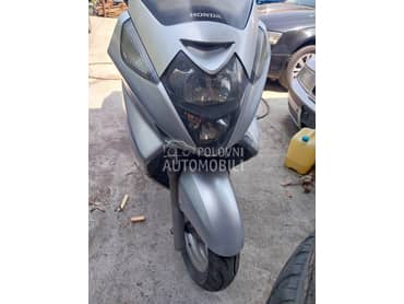 Honda Silver Wing 600