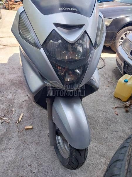 Honda Silver Wing 600