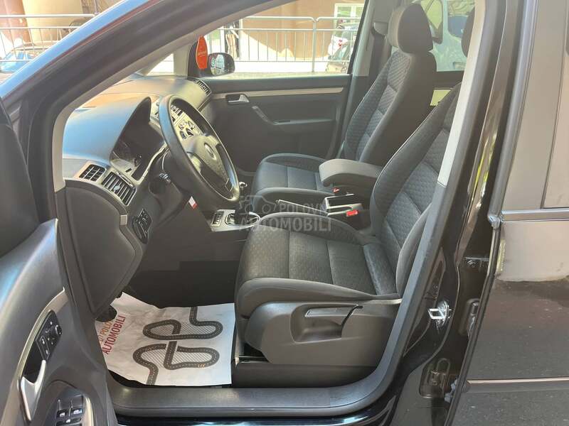 Volkswagen Touran 1.4 TRENDLINE ŠWICA