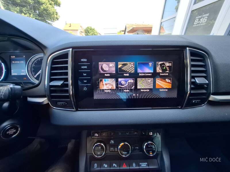 Škoda Karoq 1.5 tsi dsg led