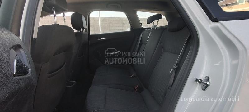 Opel Astra J 1.7 Cdti