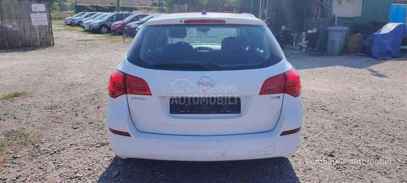 Opel Astra J 1.7 Cdti