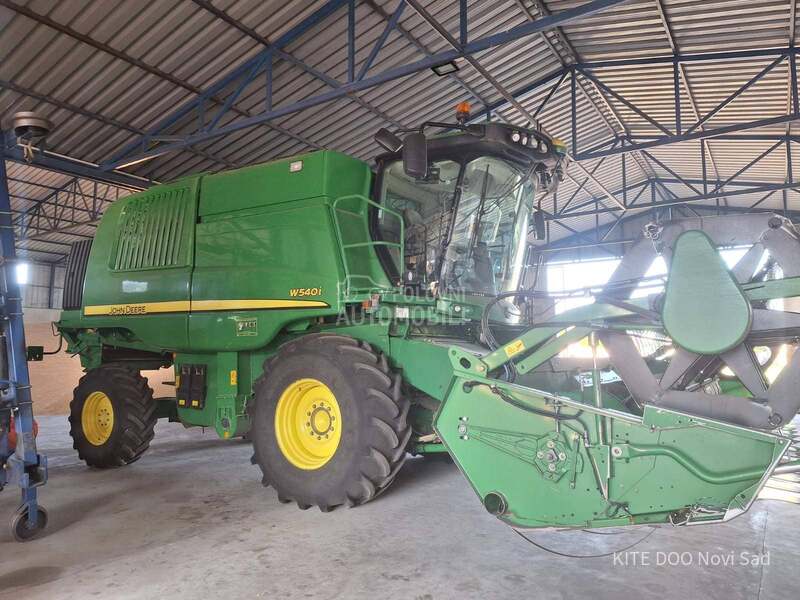 John Deere W540 i