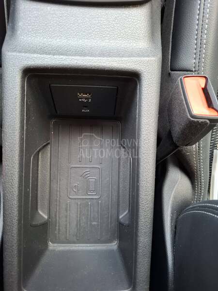 Audi Q2 2.o b  s line  4x4