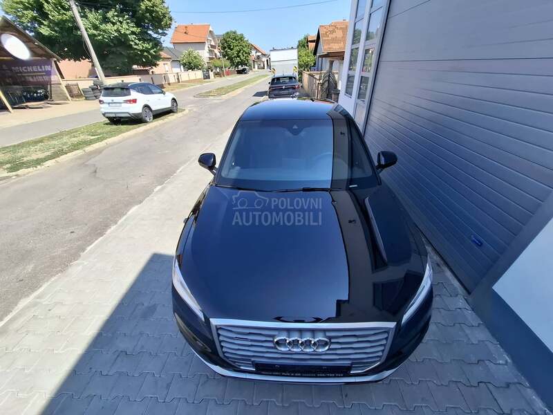 Audi Q2 2.o b  s line  4x4