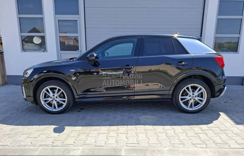 Audi Q2 2.o b  s line  4x4