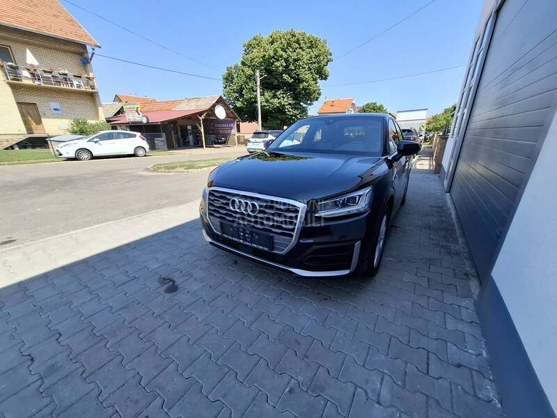 Audi Q2 2.o b  s line  4x4