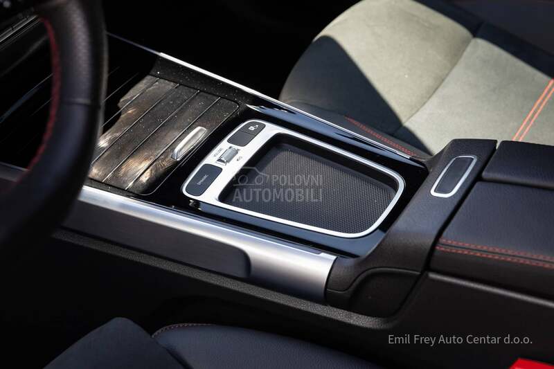 Mercedes Benz GLB 220 D 4MATIC