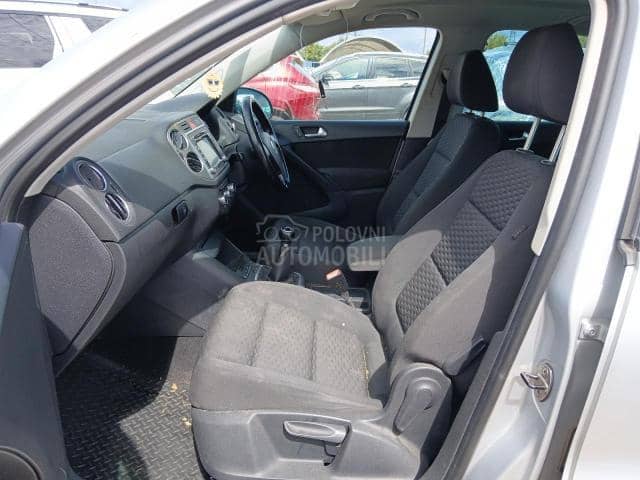 Volkswagen Tiguan CBAB 2010. god. -  kompletan auto u delovima
