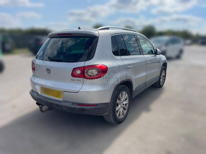 Volkswagen Tiguan CBAB 2010. god. -  kompletan auto u delovima