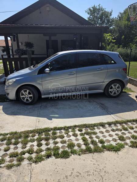 Mercedes Benz B 150 