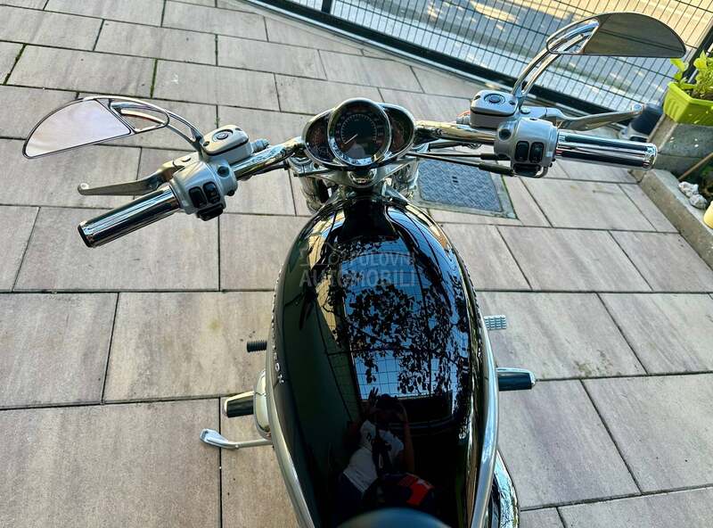 Harley Davidson vrsca v rod