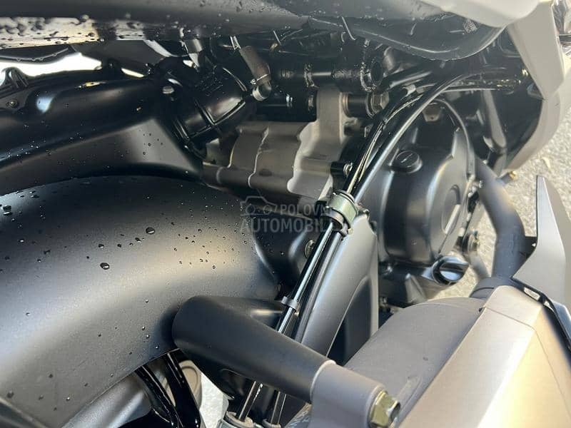 Kymco xciting vs 400