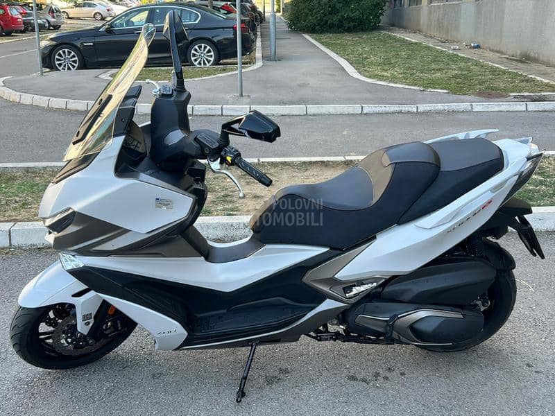 Kymco xciting vs 400