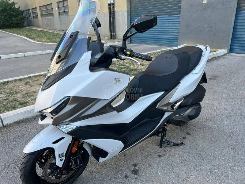 Kymco xciting vs 400