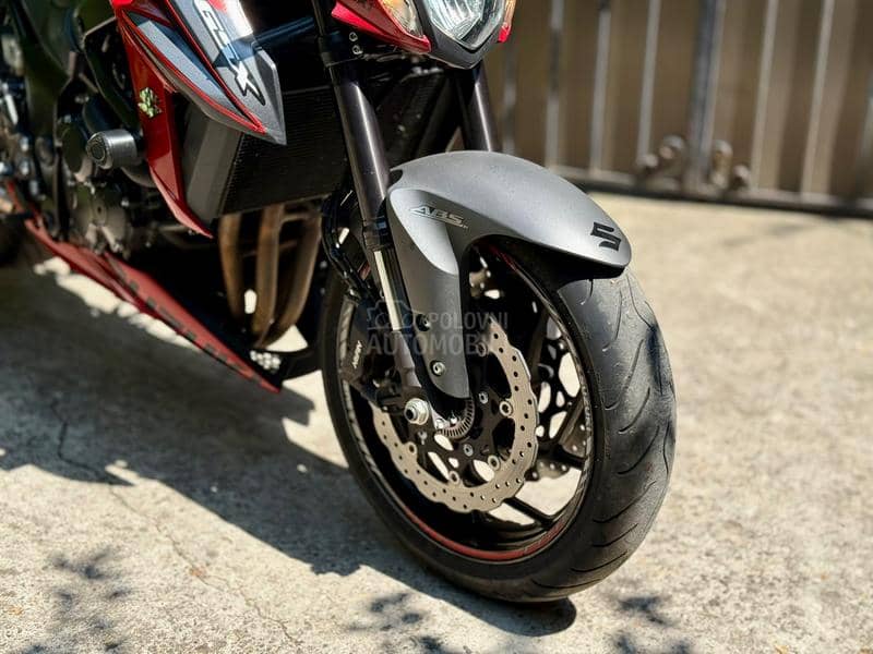 Suzuki GSXS 750 GSX S