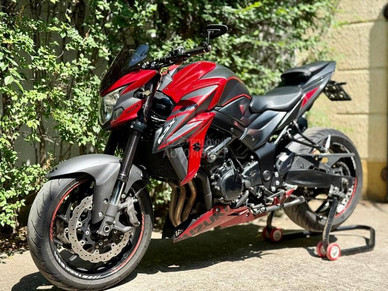 Suzuki GSXS 750 GSX S