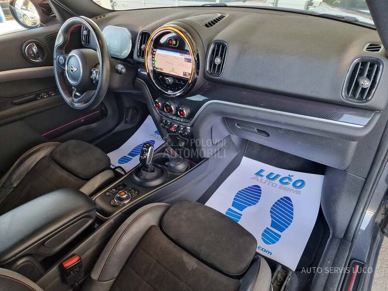 MINI Countryman 2.0 COOPER S   J C W