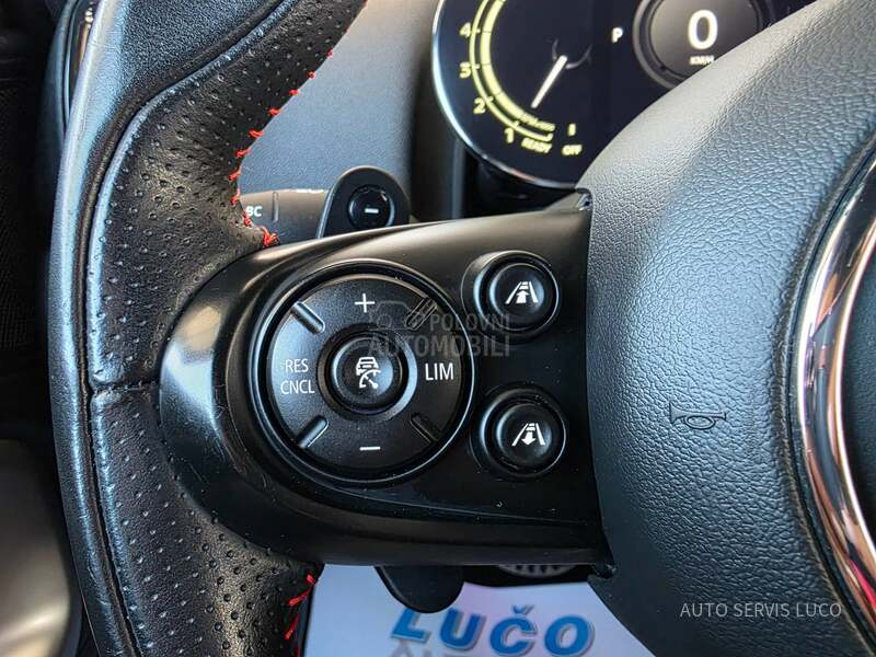 MINI Countryman 2.0 COOPER S   J C W
