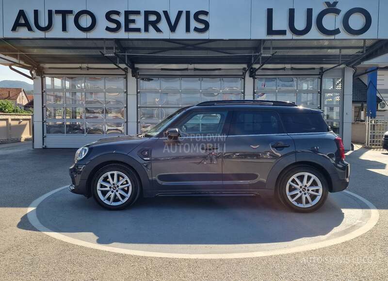MINI Countryman 2.0 COOPER S   J C W